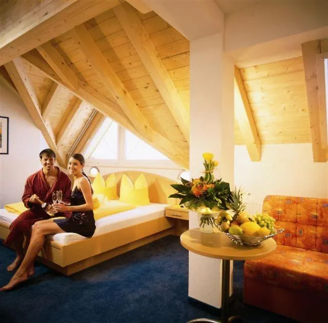 Hotel Lamtana Ischgl 4*,